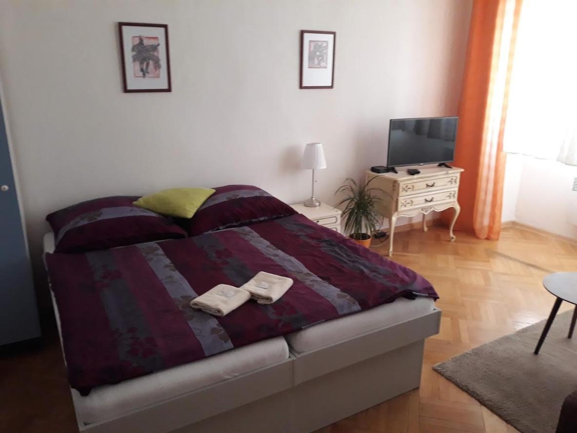 Penzion U Zabaka Mikulov Exteriör bild