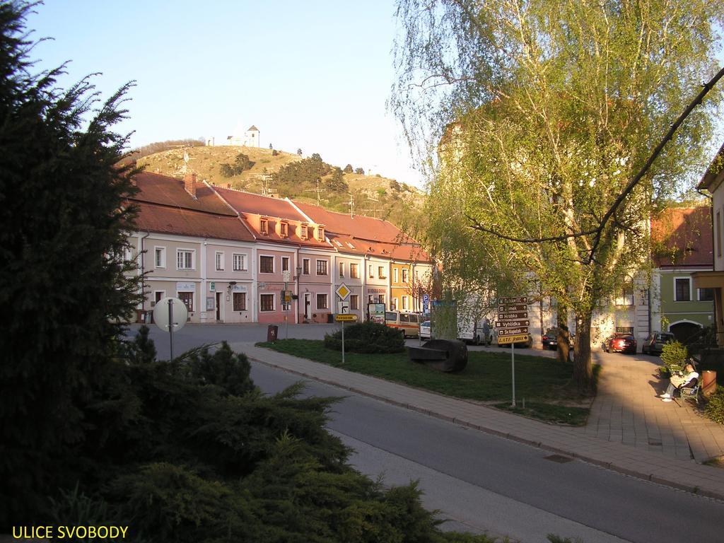Penzion U Zabaka Mikulov Exteriör bild